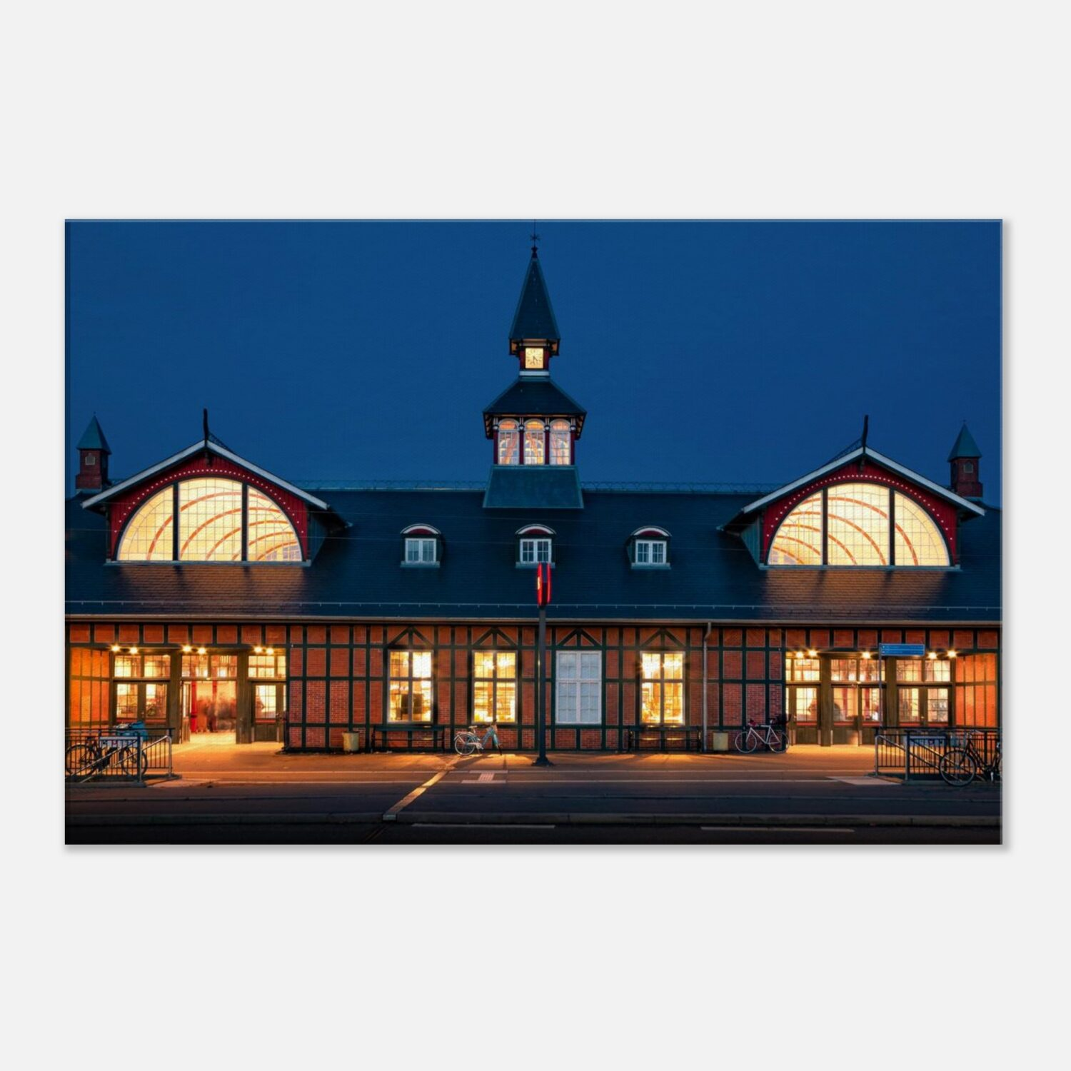 8a583d94-e5a4-41ff-9079-fd25169b9ab4