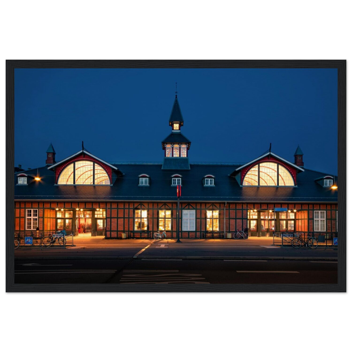 e9528b2b-7a30-4139-978f-e55627300b95