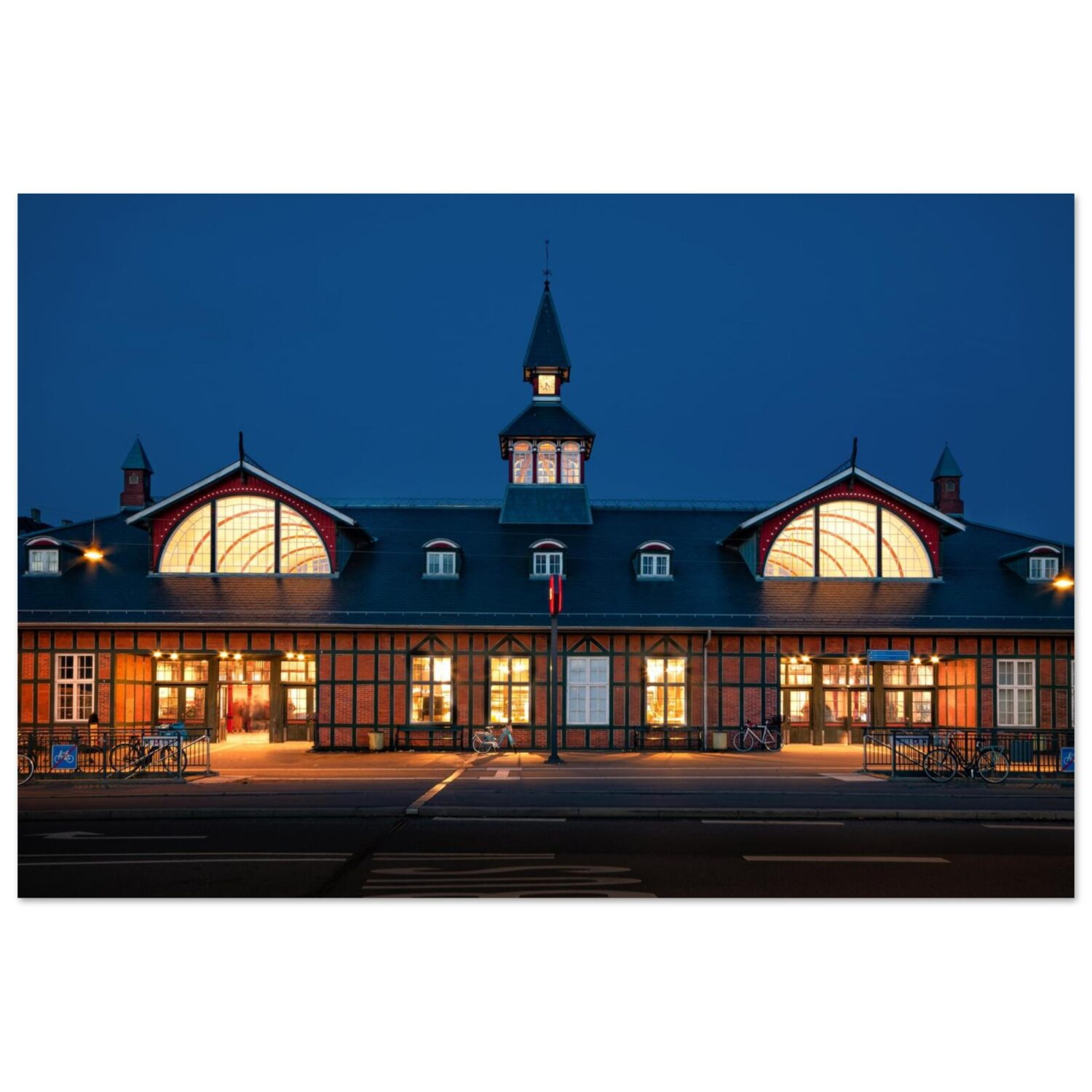 fb12660f-e590-45d2-883d-3f48d45c2692